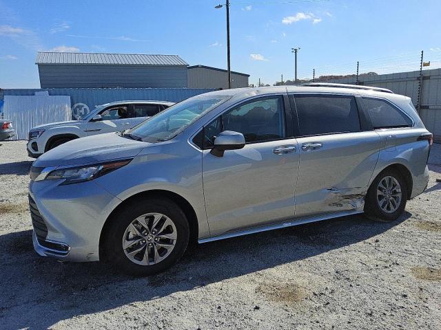 toyota sienna xle 2023 5tdyrkec9ps155810