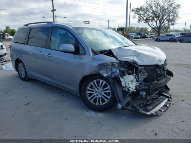 toyota sienna 2017 5tdyz3dc0hs782811