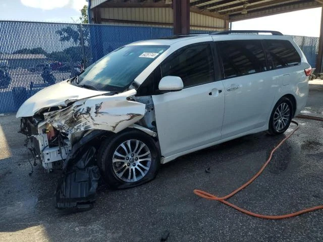 toyota sienna xle 2018 5tdyz3dc0js943213