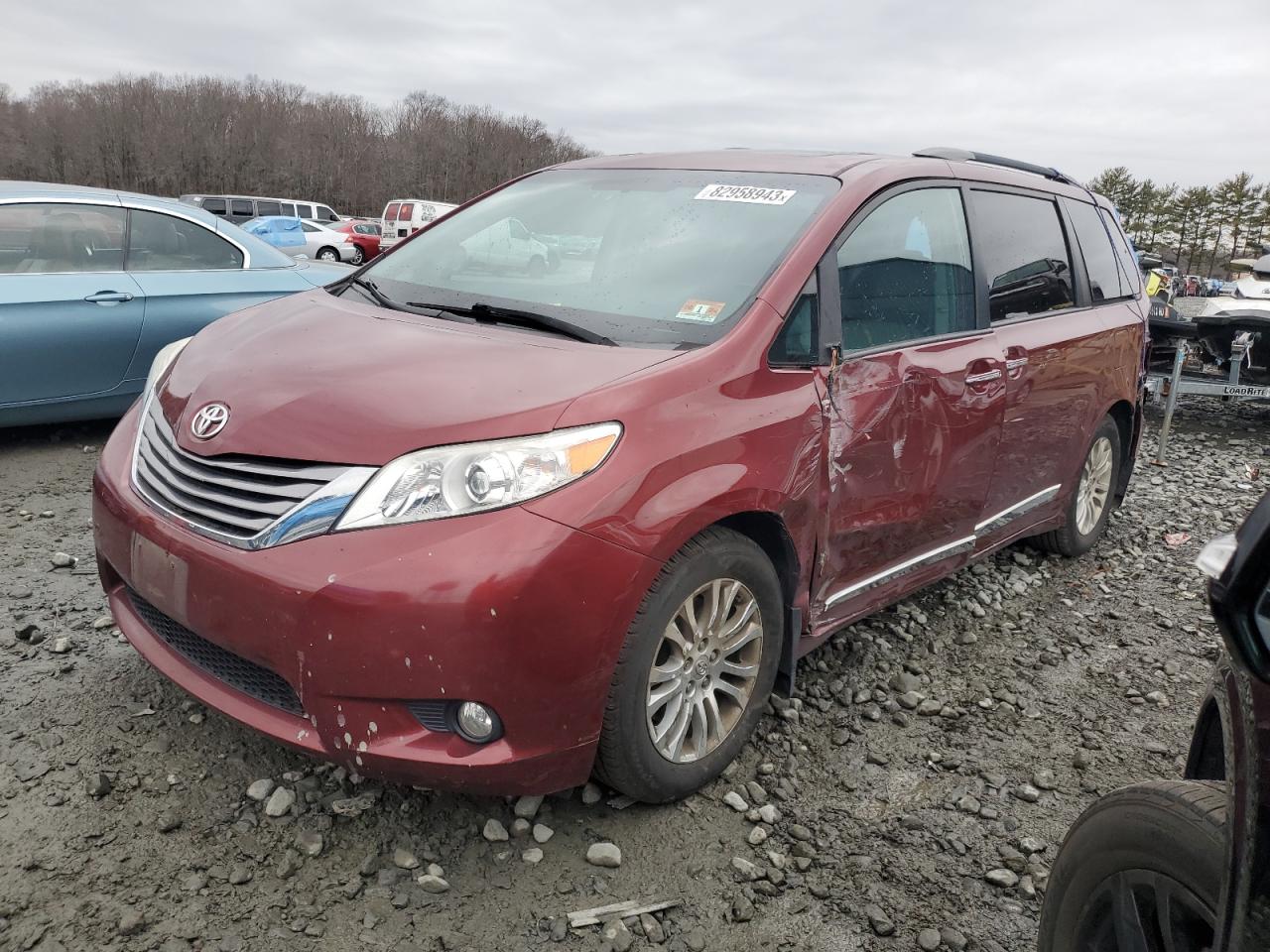 toyota sienna 2017 5tdyz3dc1hs823253