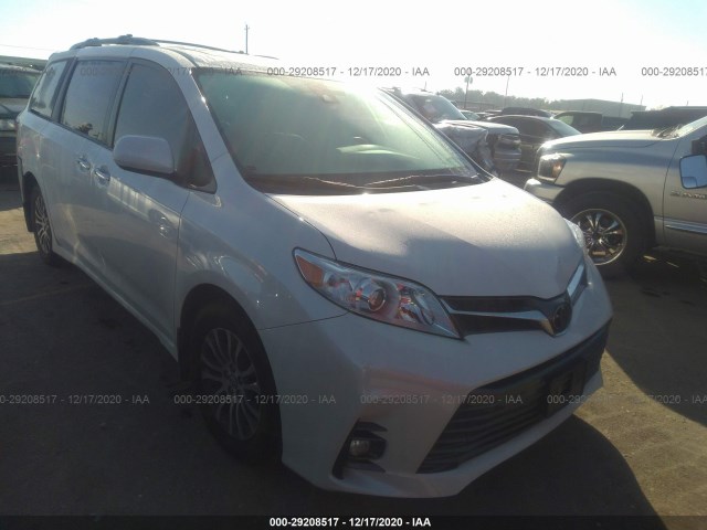 toyota sienna xle 2018 5tdyz3dc1js941776