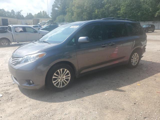 toyota sienna xle 2017 5tdyz3dc2hs870758