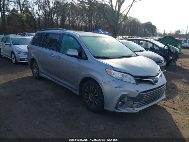 toyota sienna 2018 5tdyz3dc2js911153