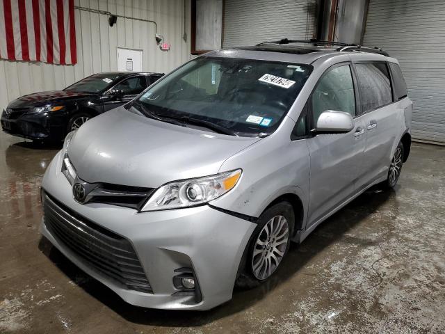 toyota sienna xle 2018 5tdyz3dc2js941172