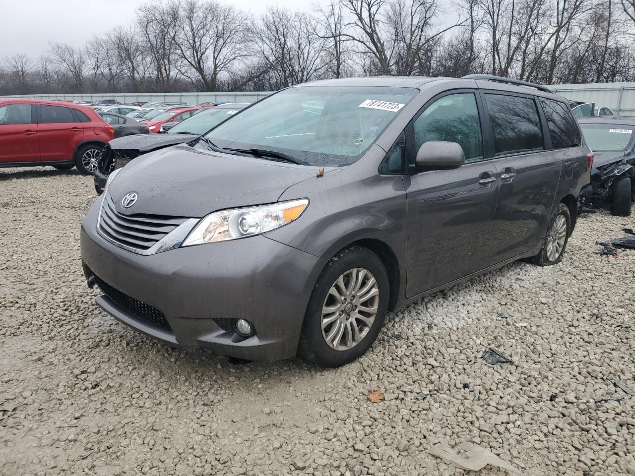 toyota sienna 2017 5tdyz3dc3hs783967