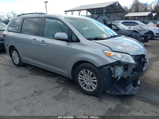 toyota sienna 2017 5tdyz3dc3hs842421