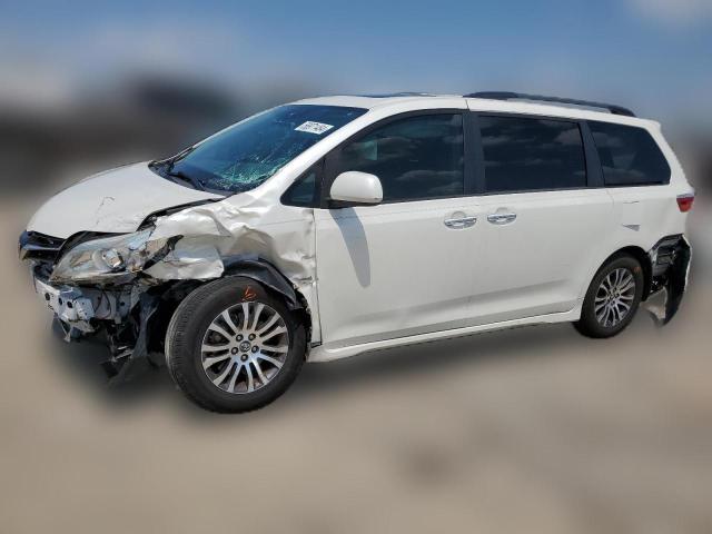 toyota sienna xle 2018 5tdyz3dc3js927622