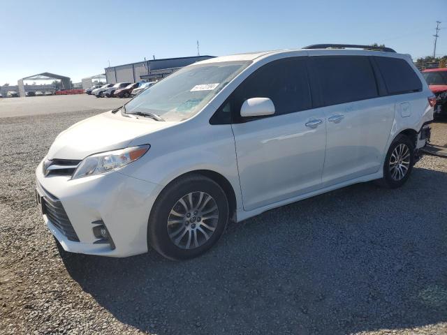 toyota sienna xle 2020 5tdyz3dc3ls087098