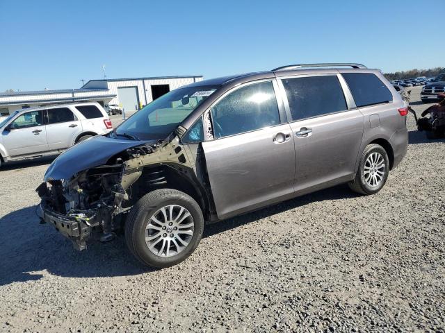 toyota sienna xle 2020 5tdyz3dc4ls068429