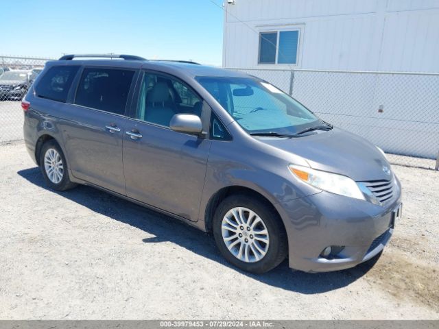 toyota sienna 2017 5tdyz3dc5hs779774