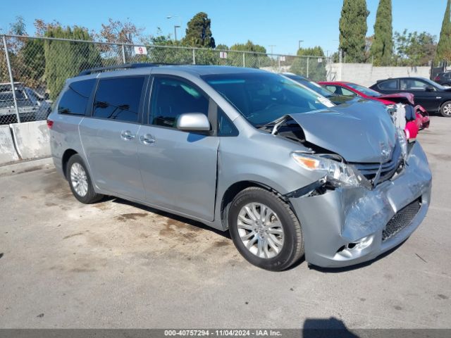 toyota sienna 2017 5tdyz3dc5hs878563