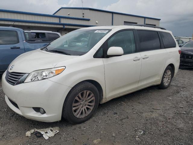 toyota sienna xle 2017 5tdyz3dc6hs773546