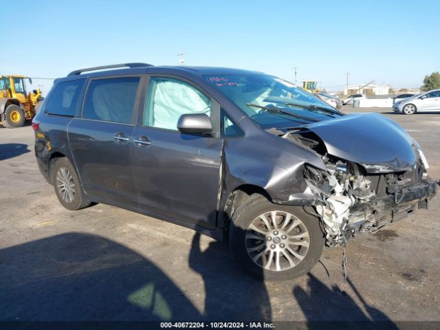 toyota sienna 2018 5tdyz3dc6js940168