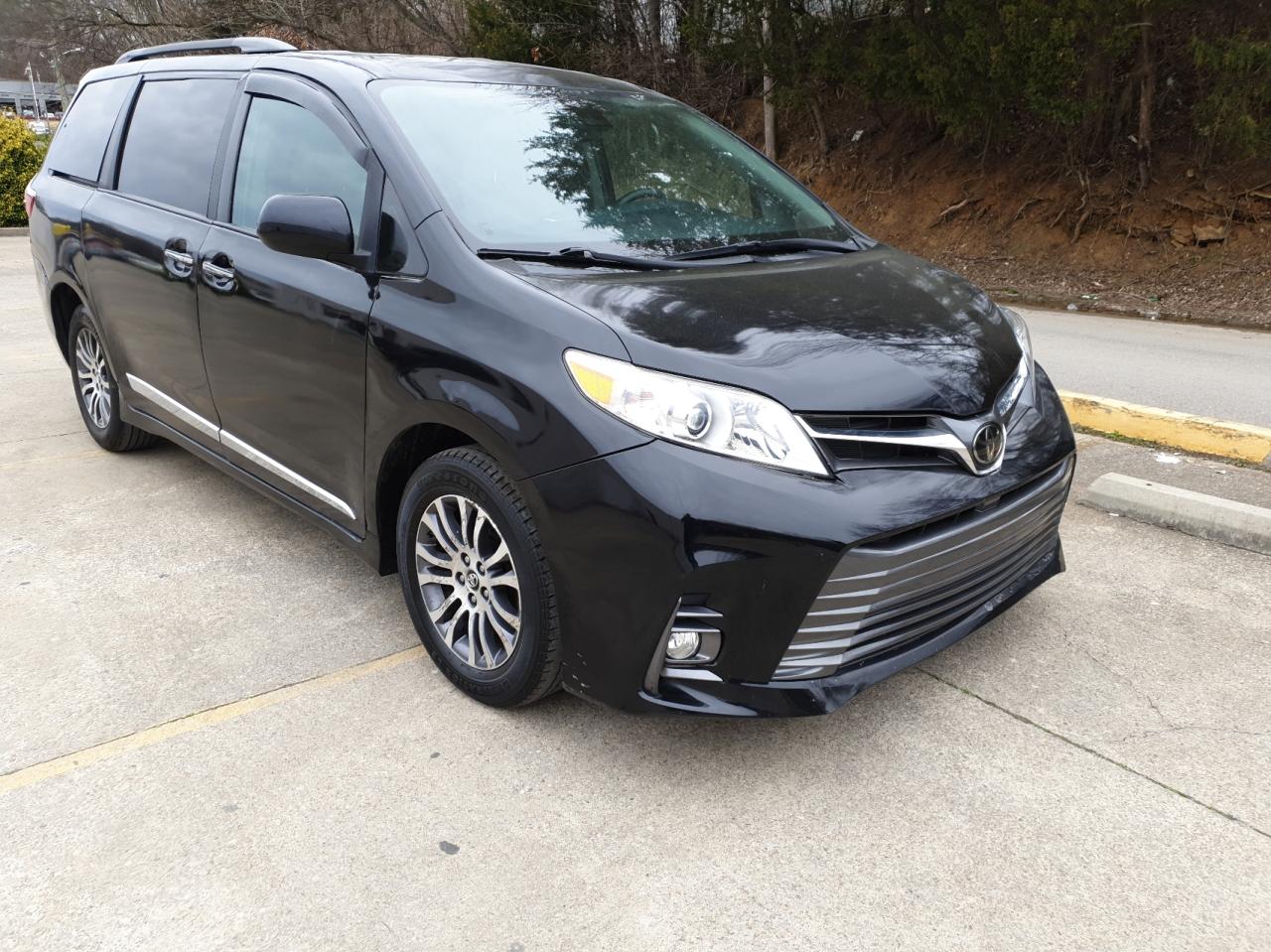 toyota sienna xle 2019 5tdyz3dc6ks988545