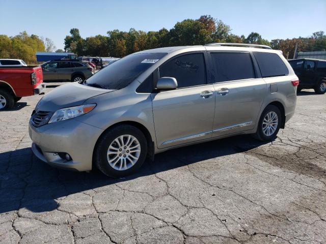 toyota sienna xle 2017 5tdyz3dc8hs784628