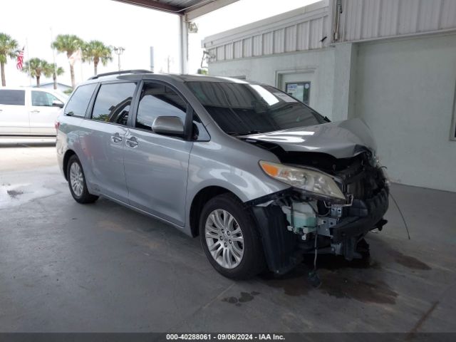 toyota sienna 2017 5tdyz3dc8hs849574