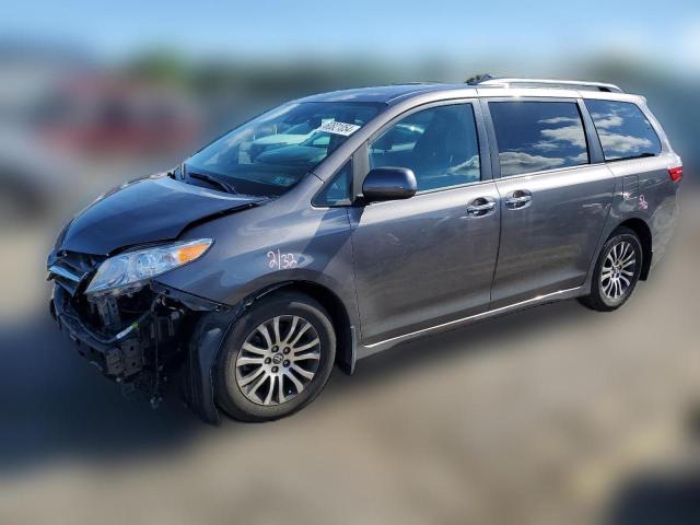 toyota sienna xle 2018 5tdyz3dc8js930158