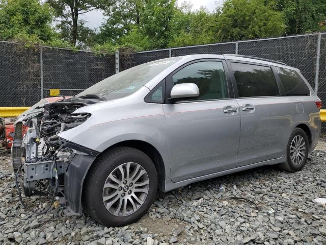 toyota sienna xle 2018 5tdyz3dc8js934985