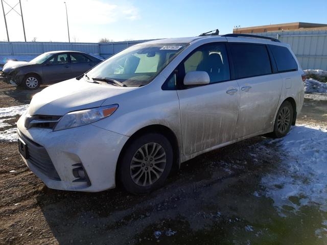 toyota sienna xle 2018 5tdyz3dc8js959983