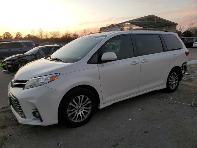 toyota sienna xle 2018 5tdyz3dc8js962222