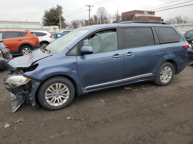 toyota sienna xle 2017 5tdyz3dc9hs807902