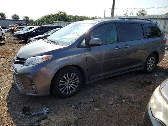 toyota sienna xle 2018 5tdyz3dc9js934204