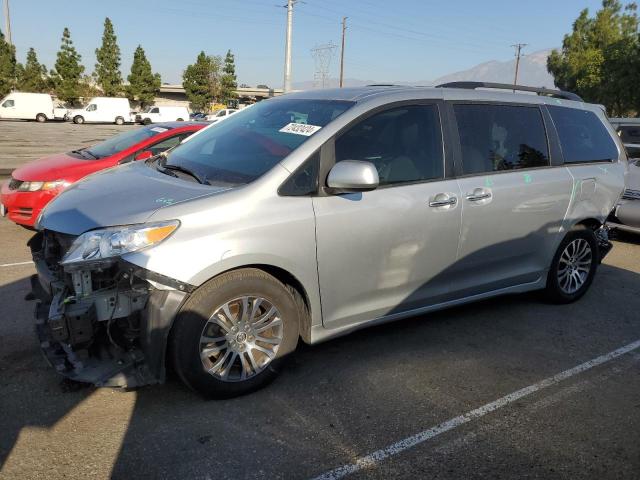 toyota sienna xle 2019 5tdyz3dc9ks971478