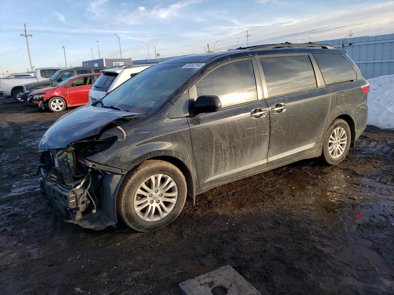 toyota sienna 2017 5tdyz3dcxhs811439