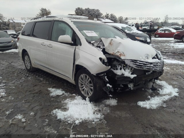 toyota sienna 2017 5tdyz3dcxhs867736