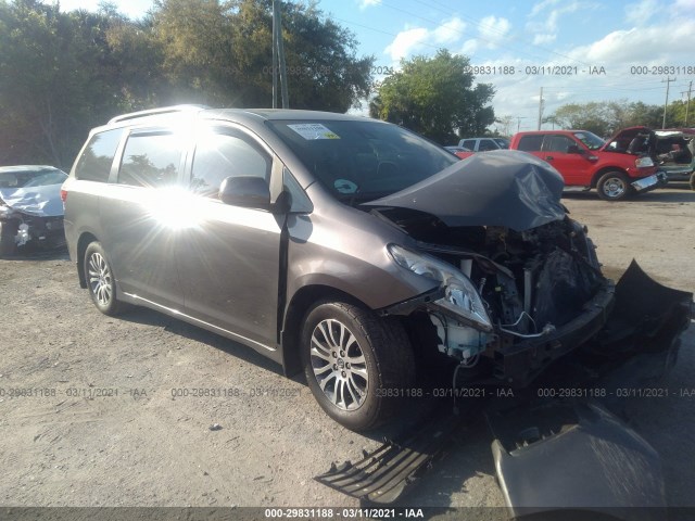 toyota sienna 2018 5tdyz3dcxjs904712