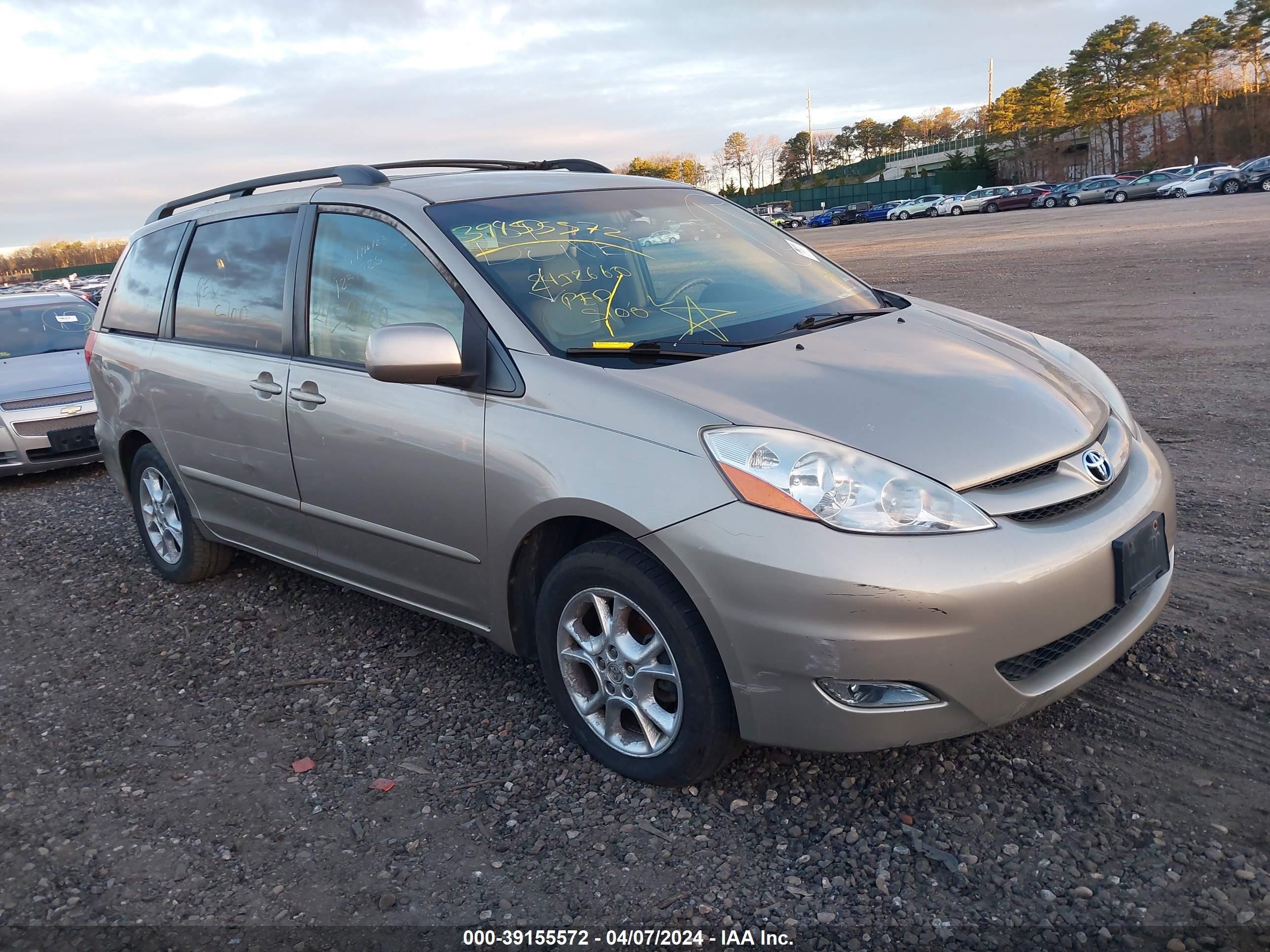 toyota sienna 2006 5tdza22c06s583313