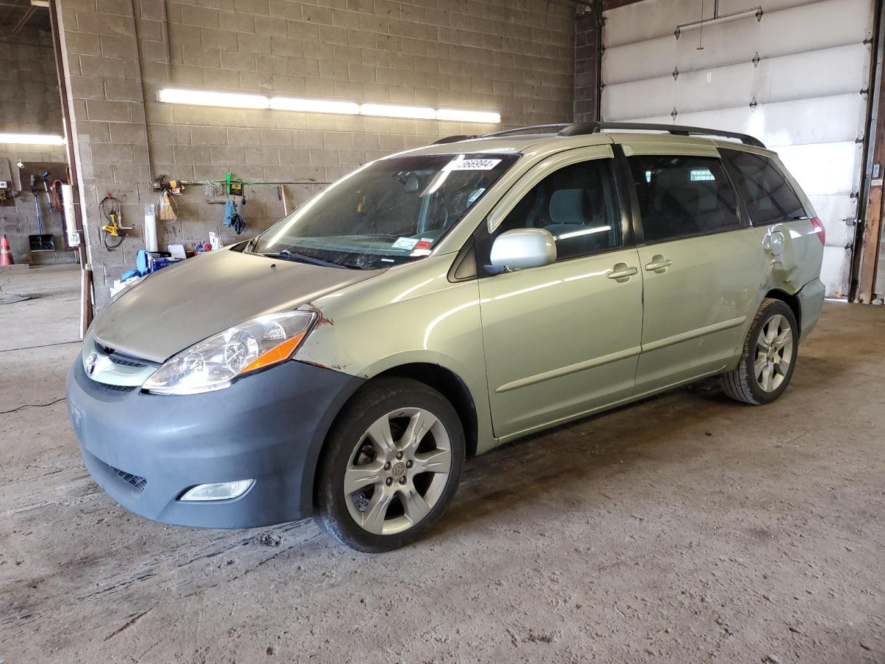 toyota sienna 2006 5tdza22c16s450110