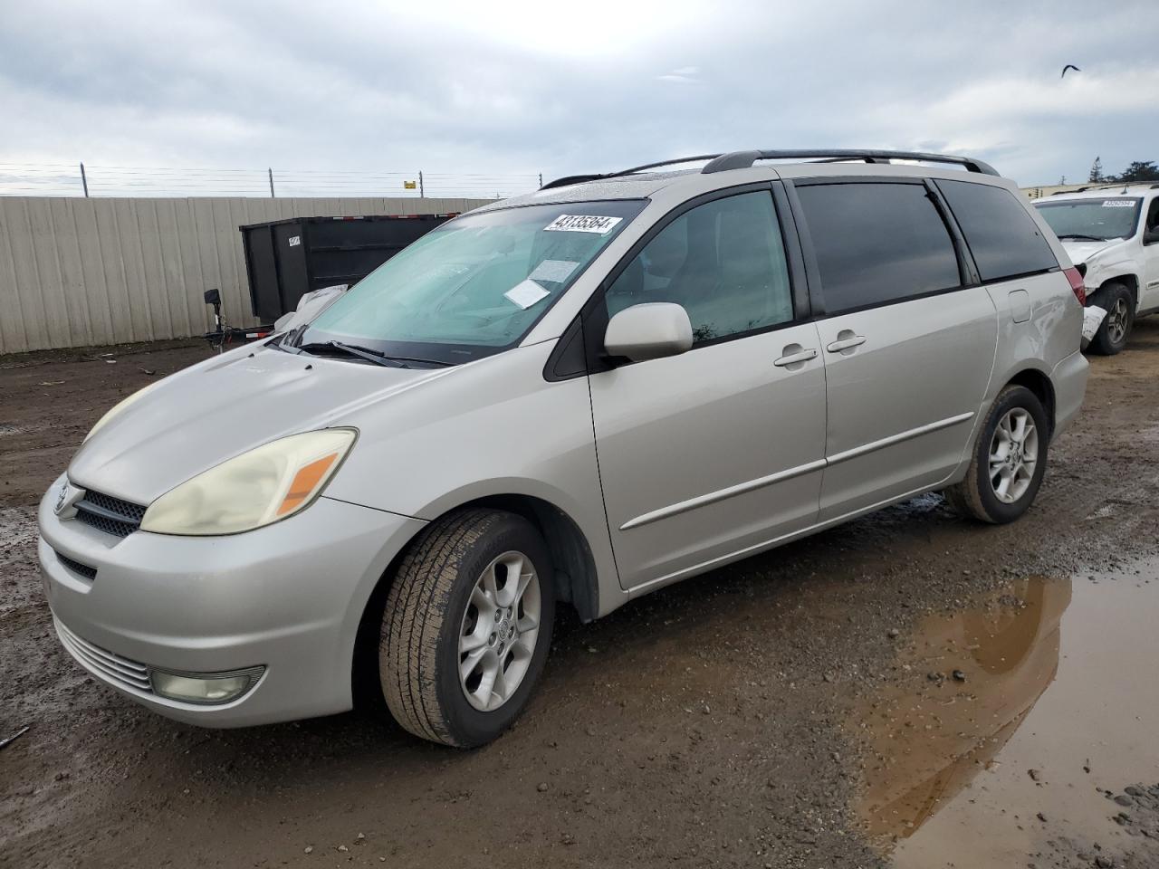 toyota sienna 2005 5tdza22c55s298296