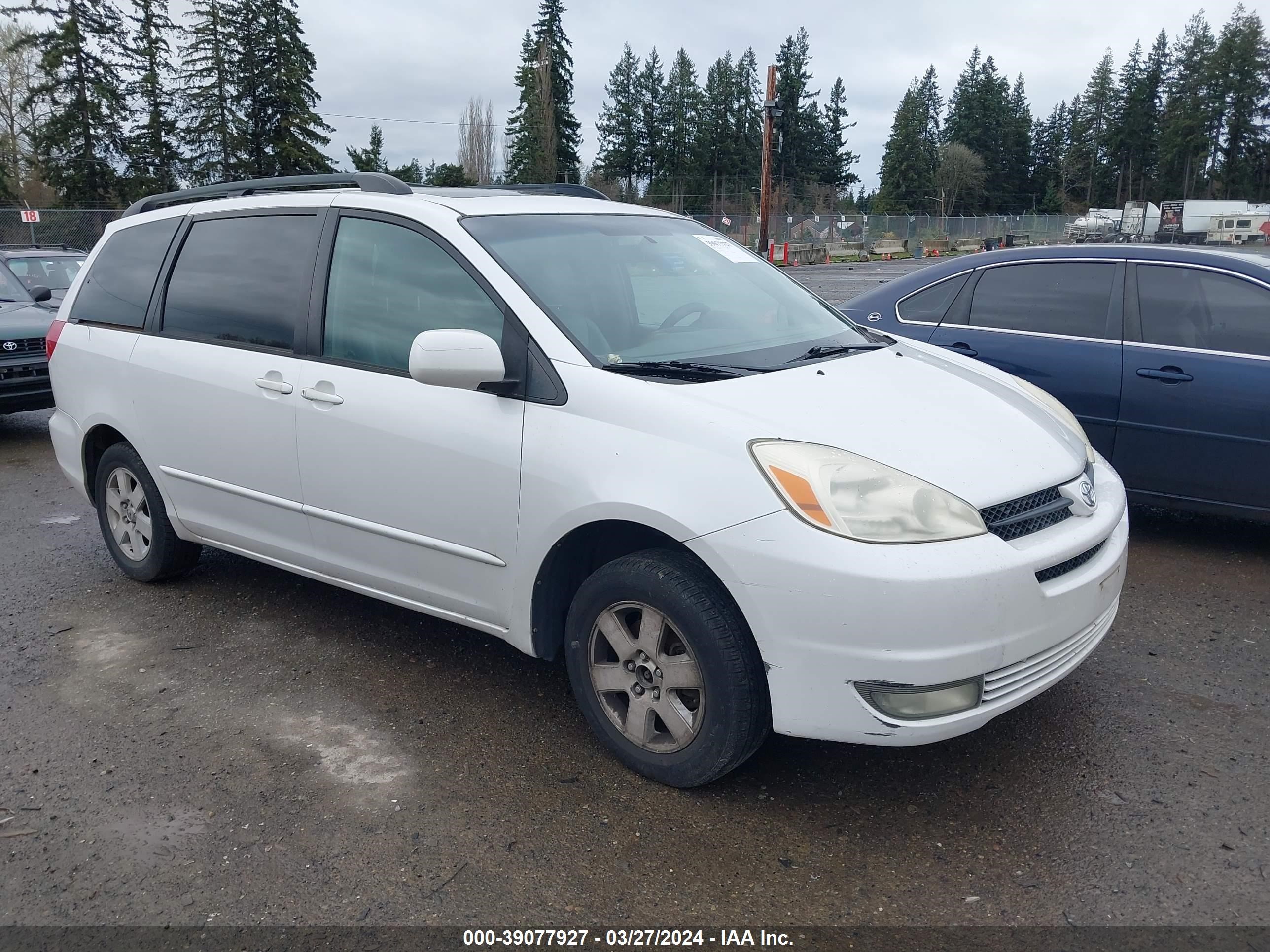 toyota sienna 2004 5tdza22c64s010431