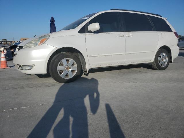 toyota sienna xle 2004 5tdza22c64s180255