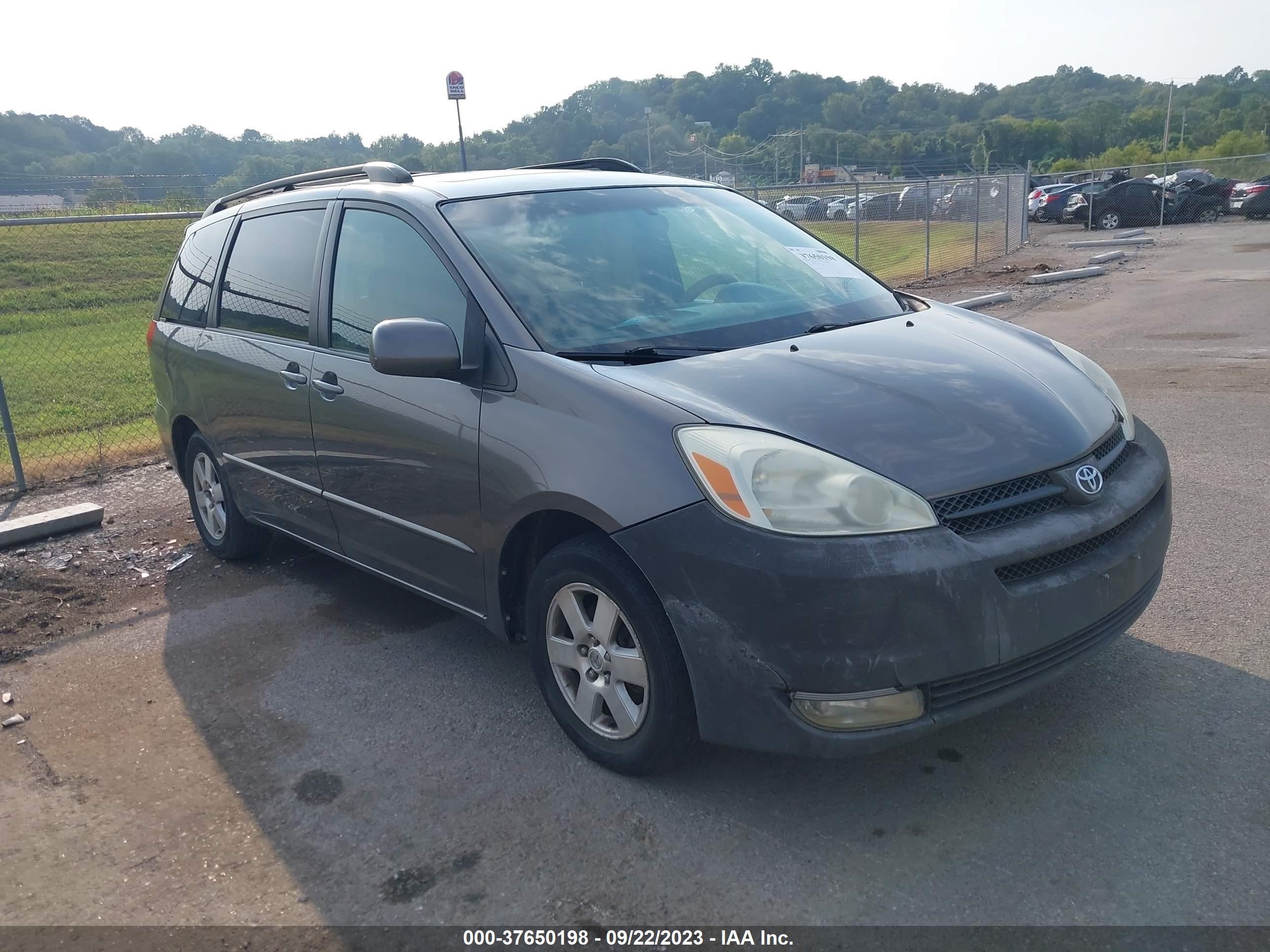 toyota sienna 2004 5tdza22cx4s089943