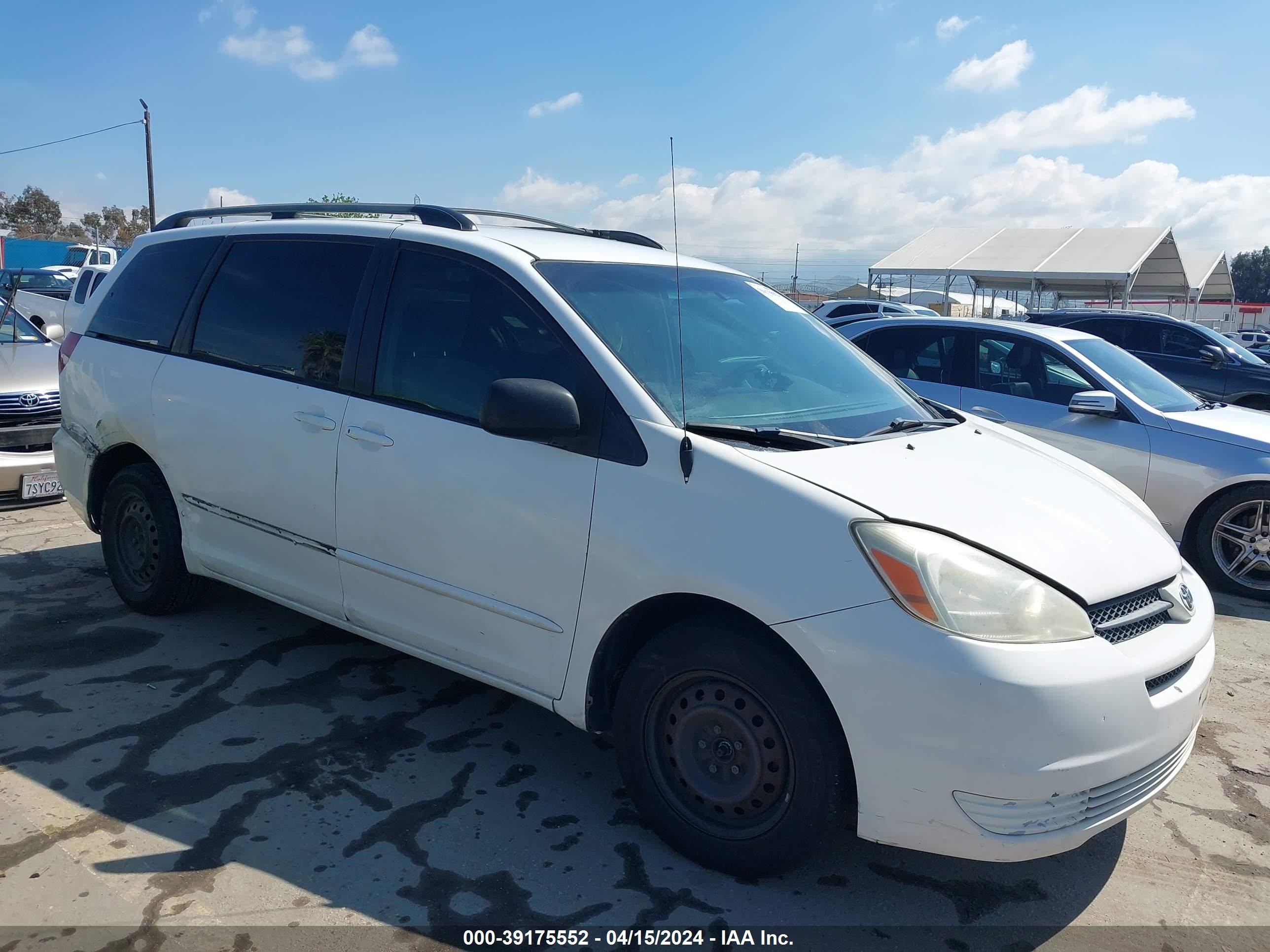 toyota sienna 2005 5tdza23c05s228073