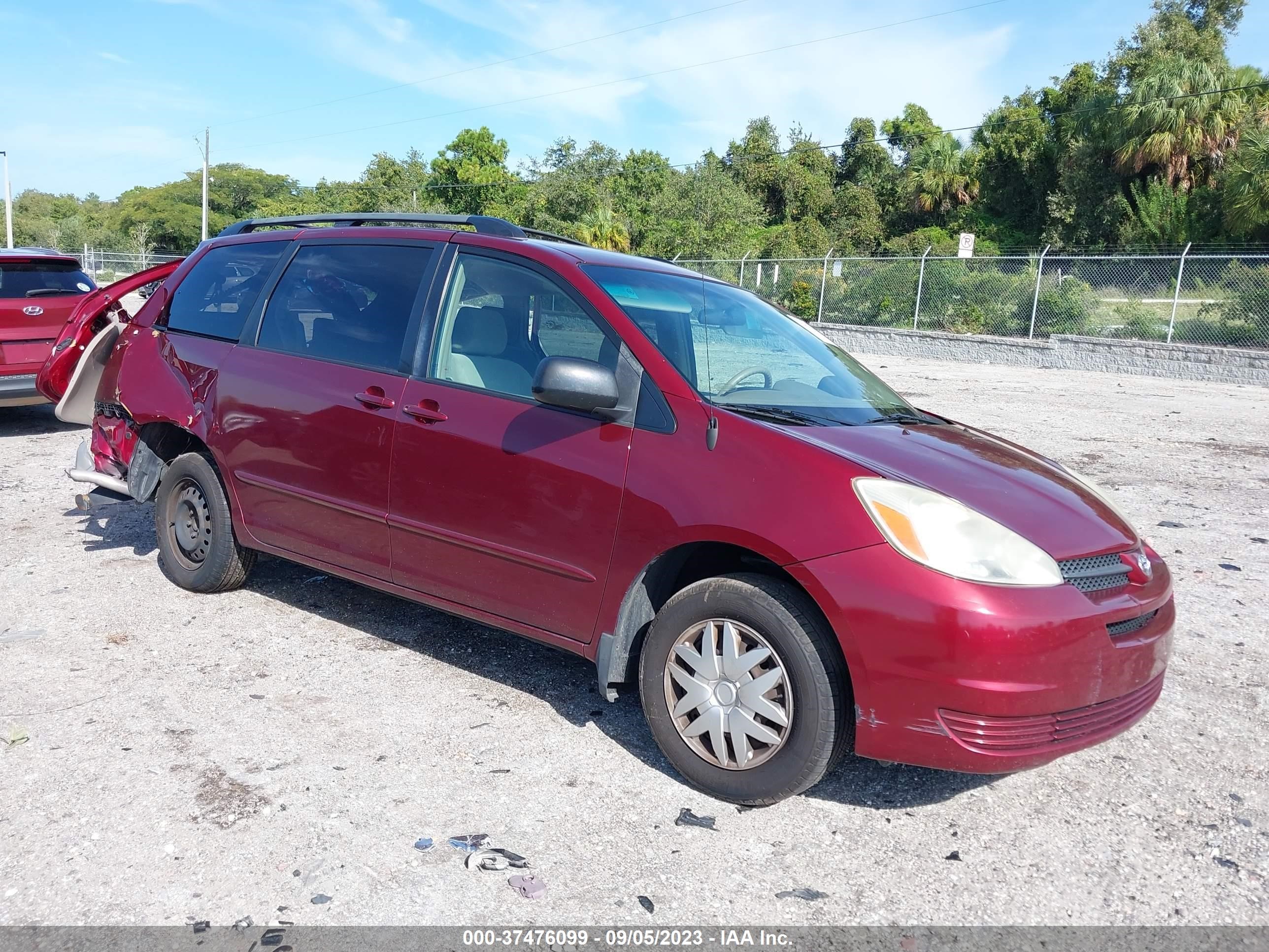 toyota sienna 2004 5tdza23c24s032828