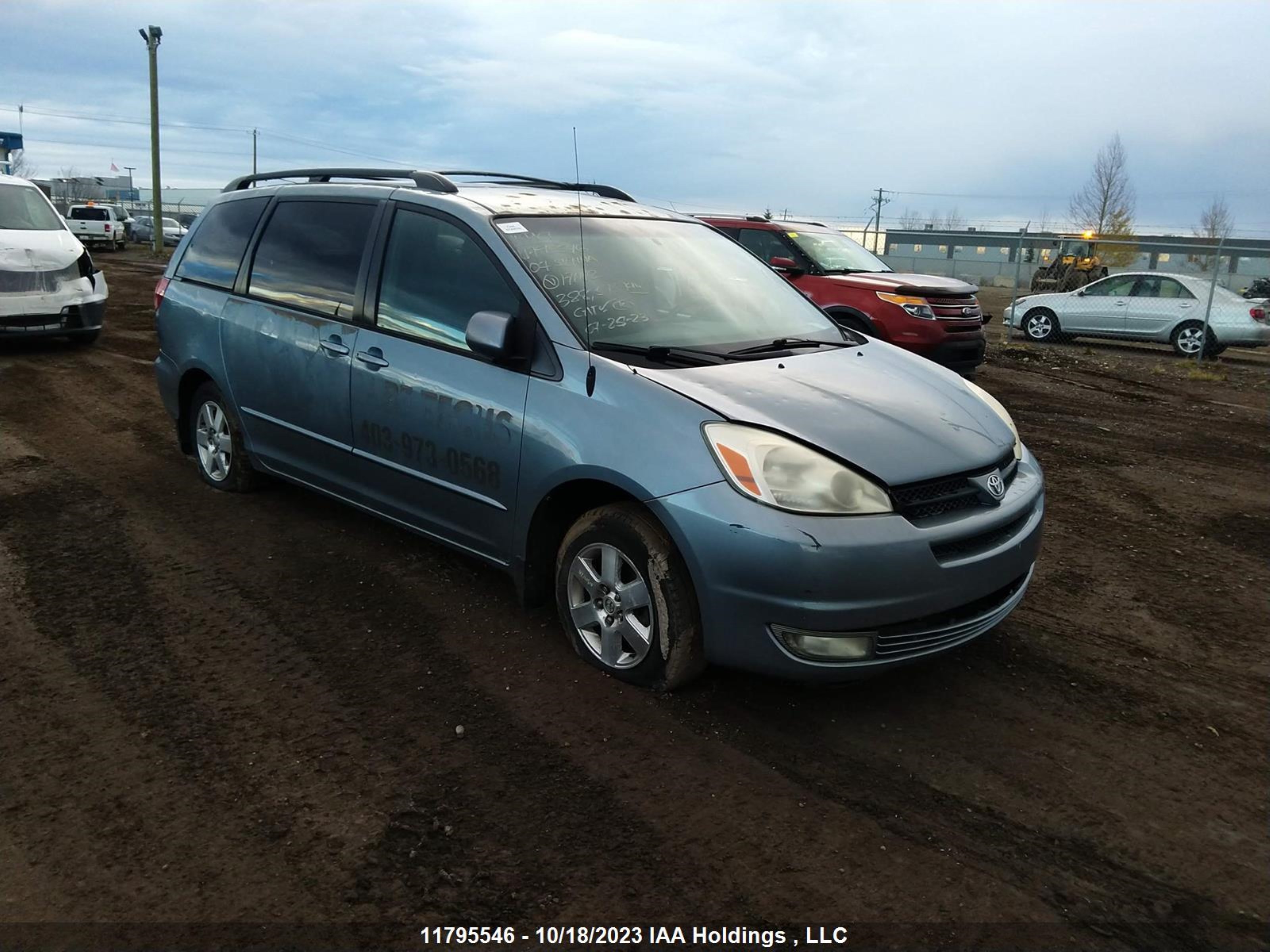 toyota sienna 2004 5tdza23c44s171102