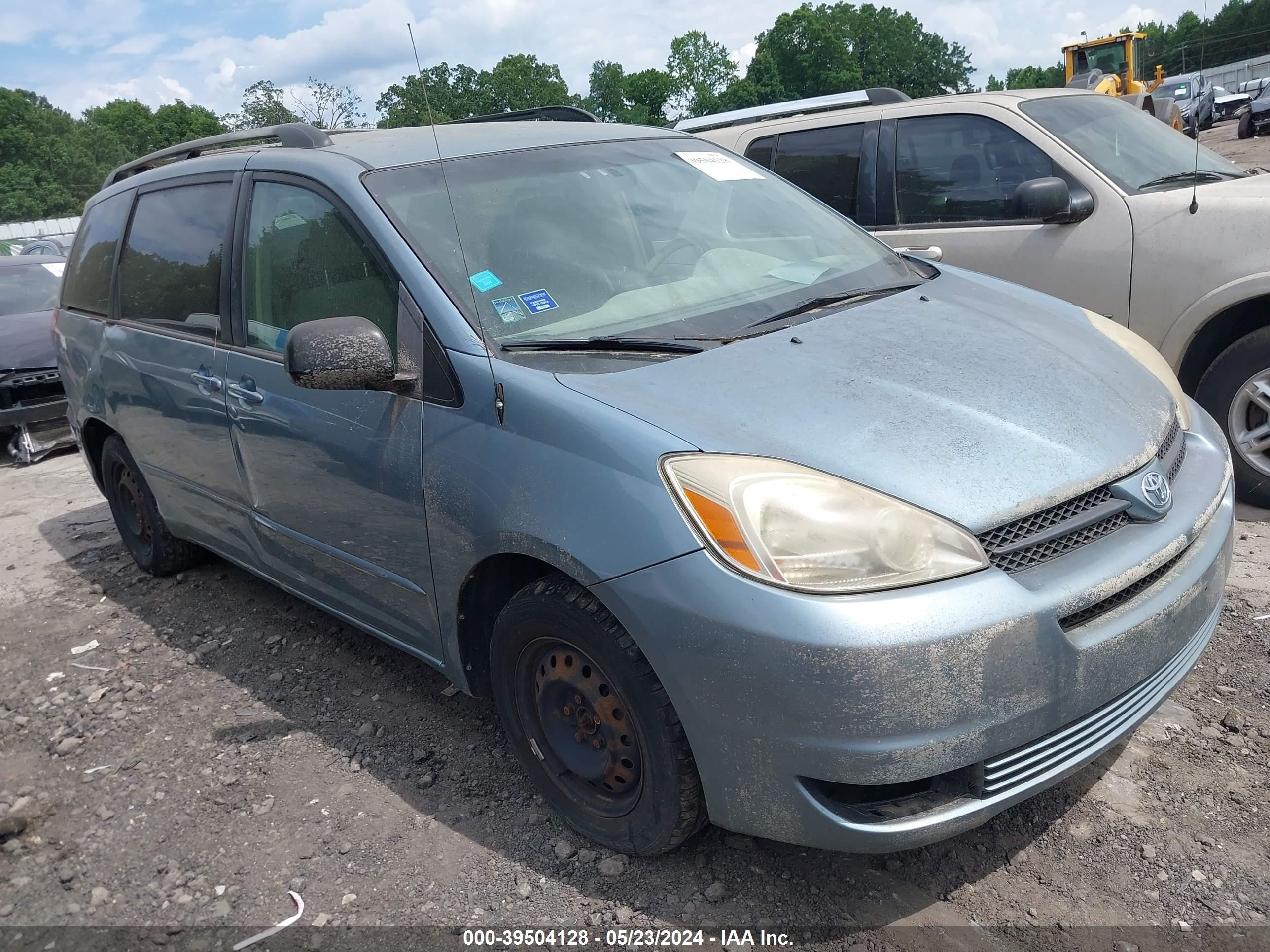 toyota sienna 2004 5tdza23c44s179569