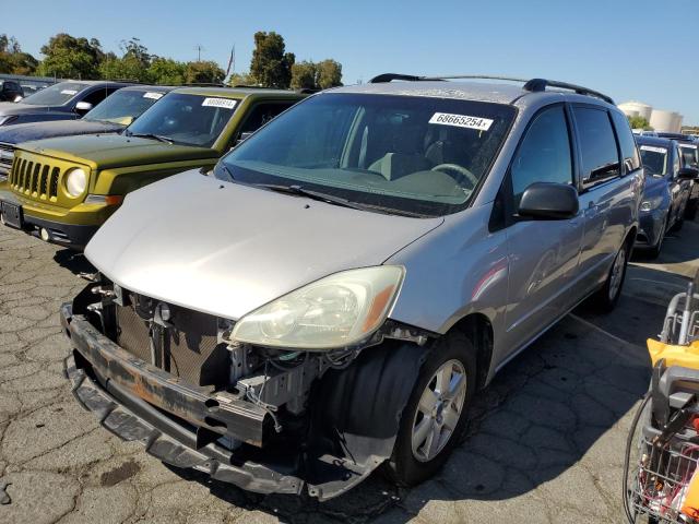 toyota sienna ce 2004 5tdza23c44s192368