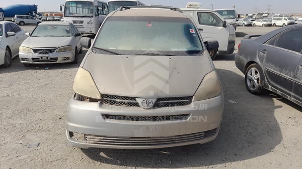 toyota sienna 2004 5tdza23c54s136116