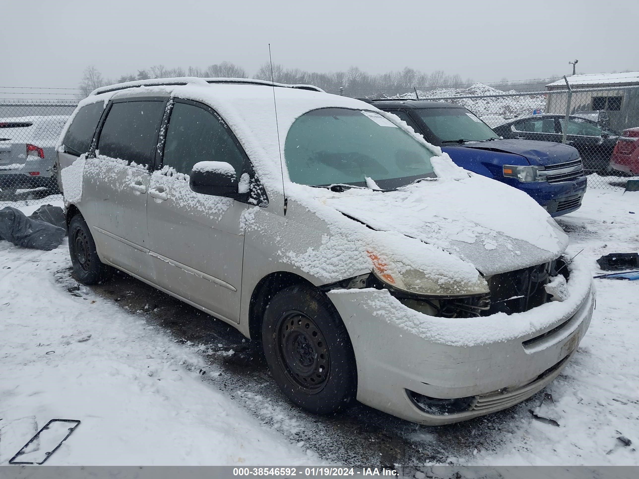 toyota sienna 2005 5tdza23c55s372718