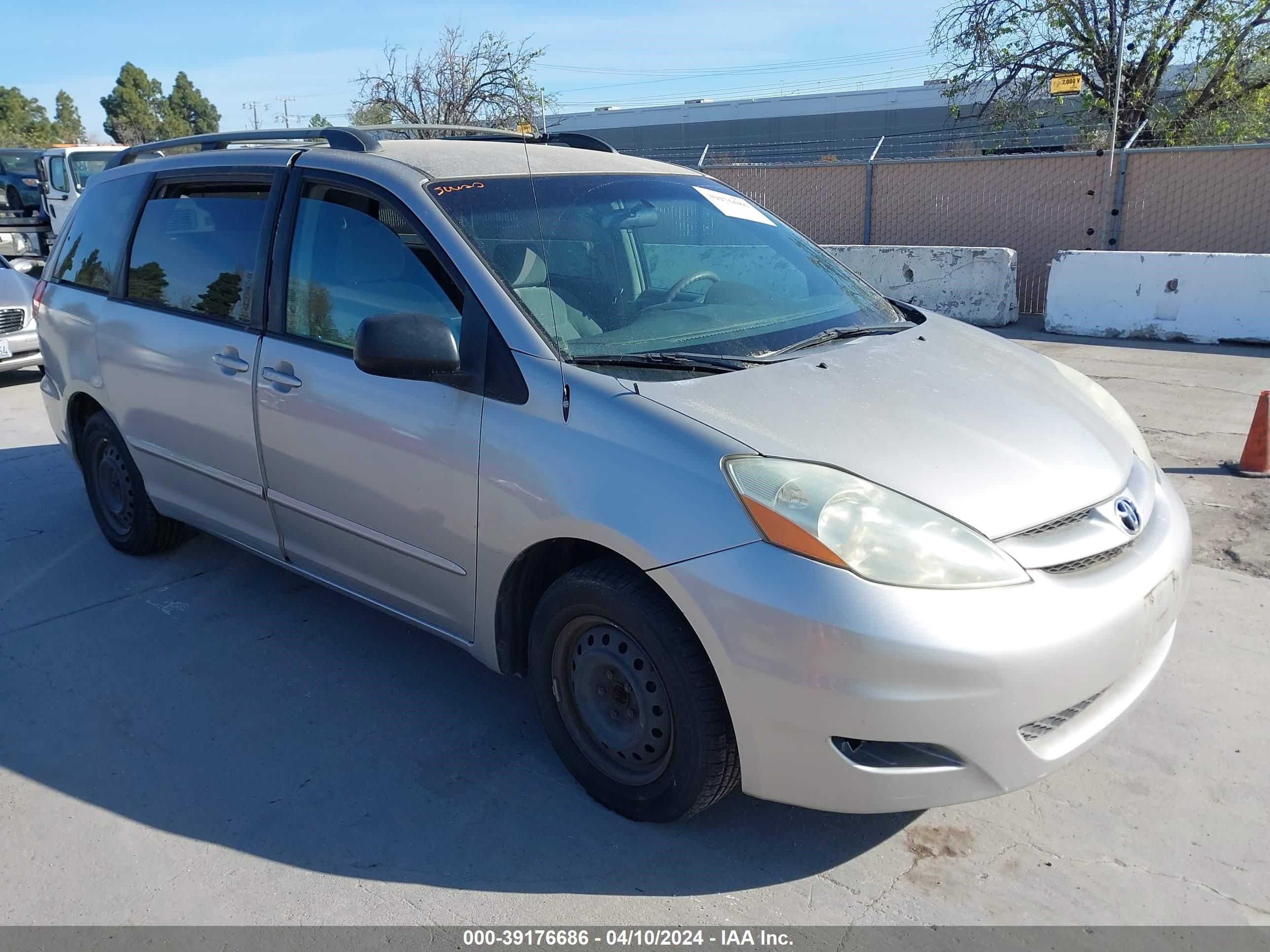 toyota sienna 2006 5tdza23c66s480752