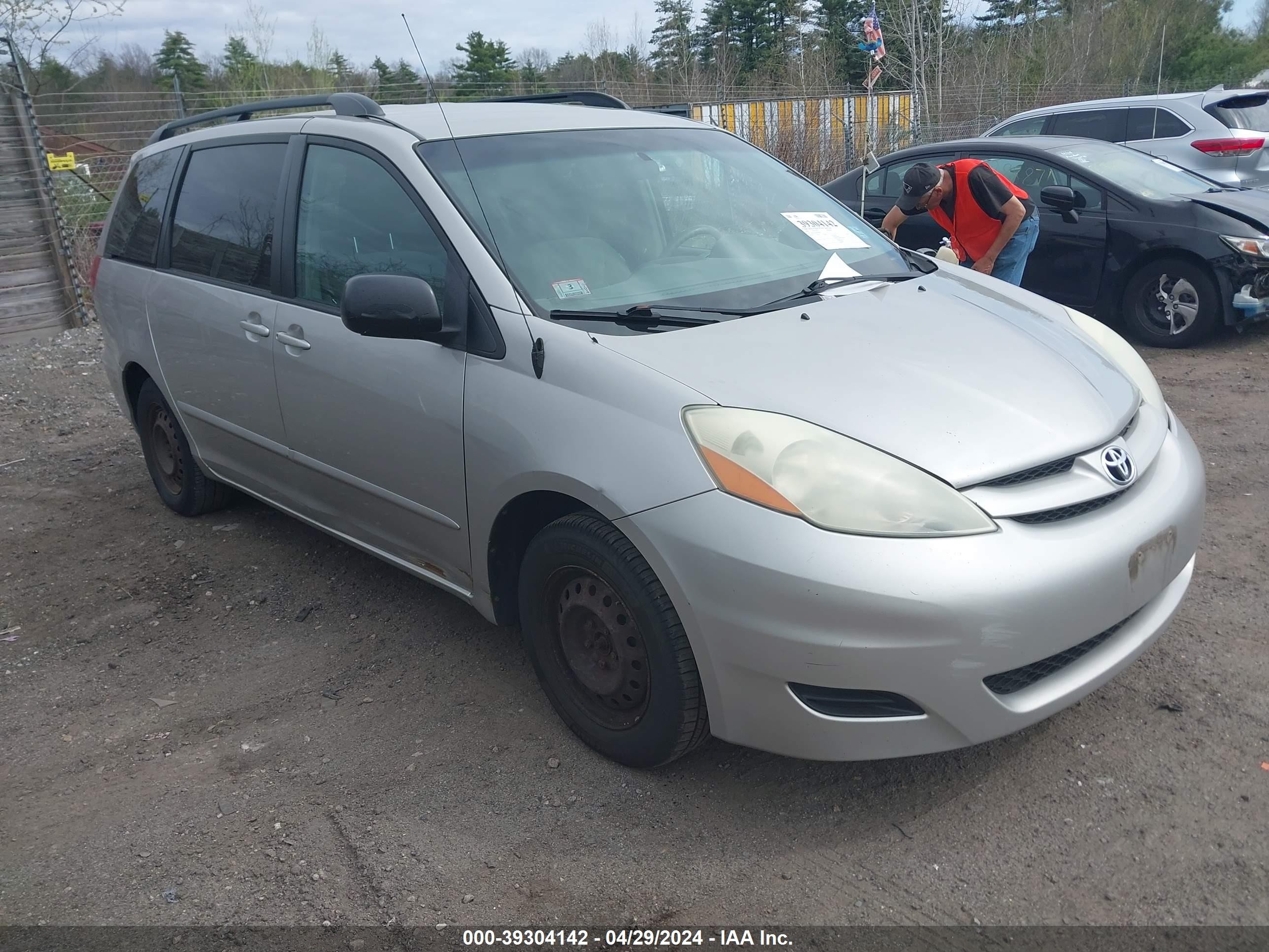 toyota sienna 2006 5tdza23c66s529092