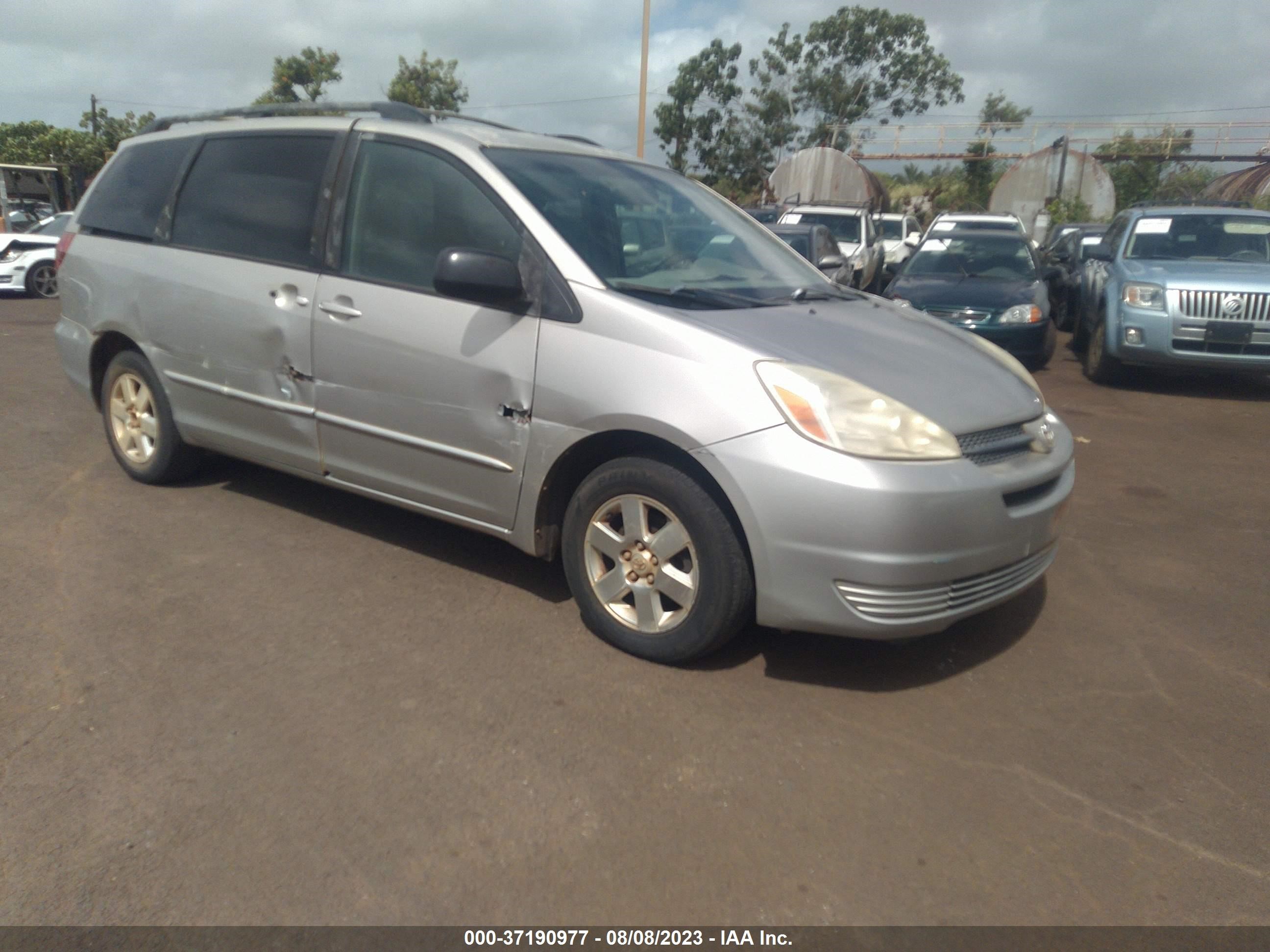 toyota sienna 2005 5tdza23c85s226913