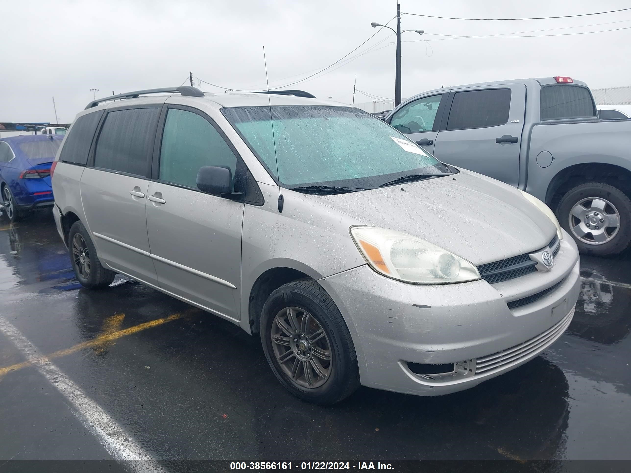 toyota sienna 2005 5tdza23c85s263900