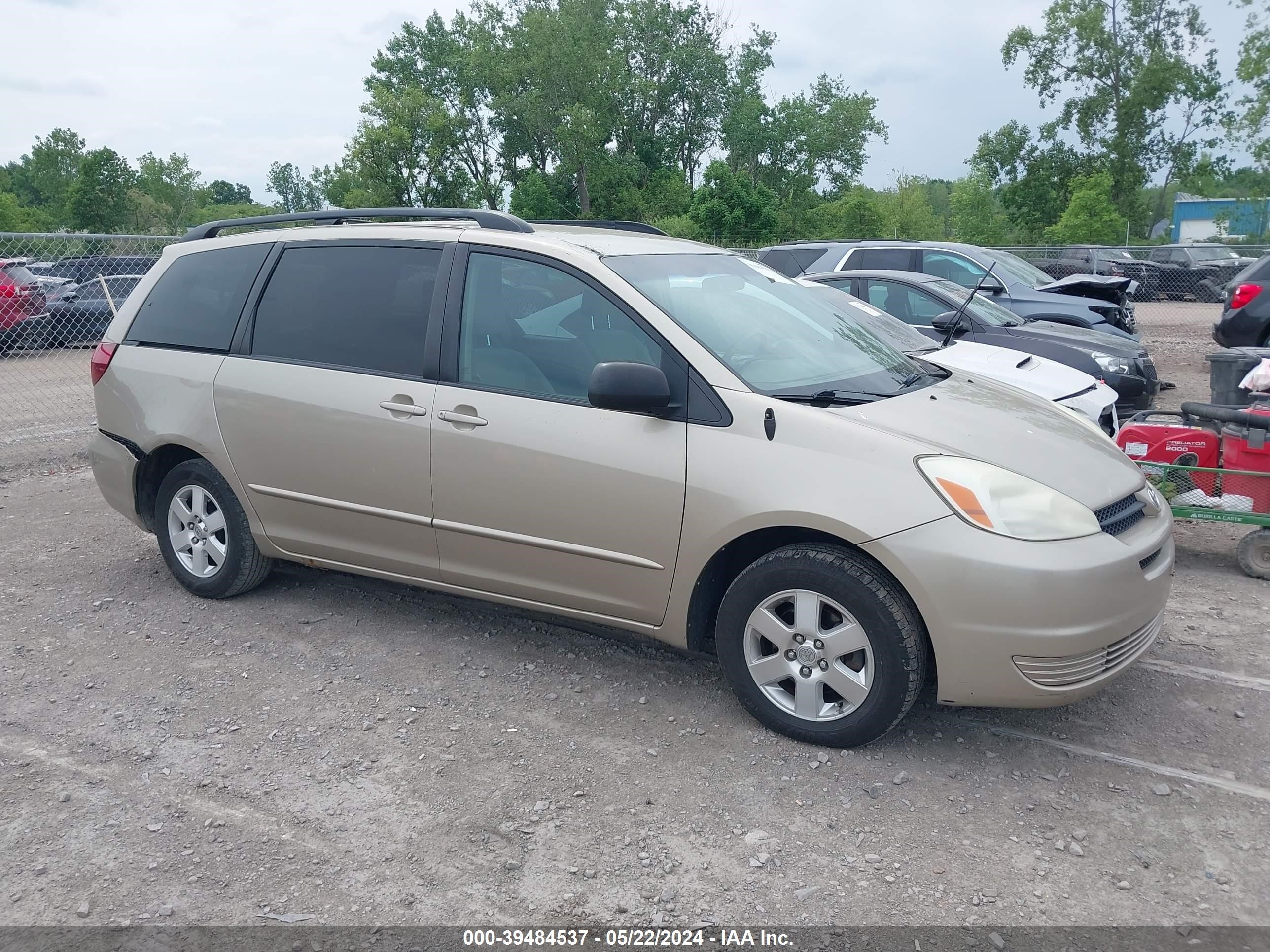 toyota sienna 2005 5tdza23c95s225625