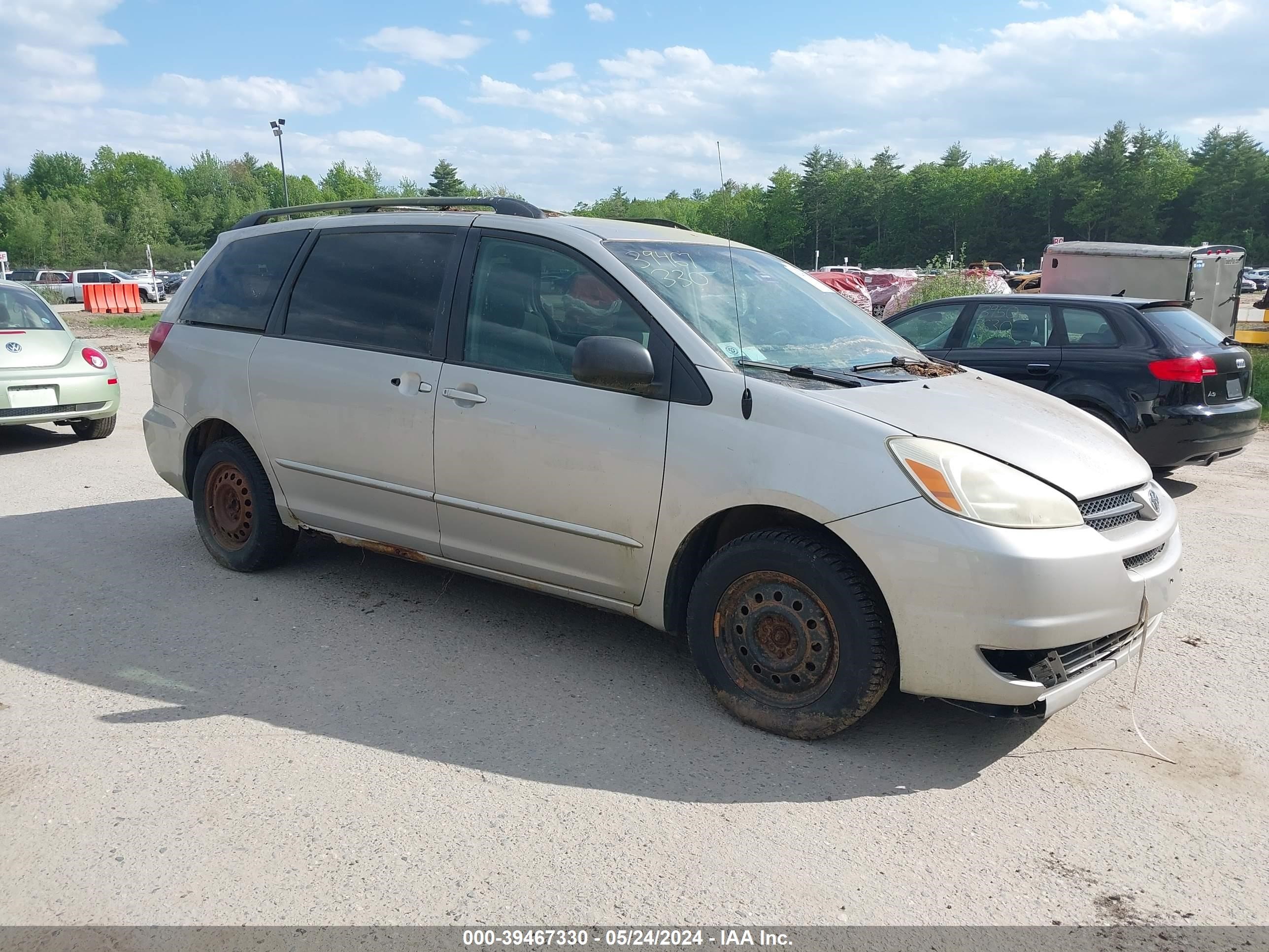 toyota sienna 2005 5tdza23c95s364489