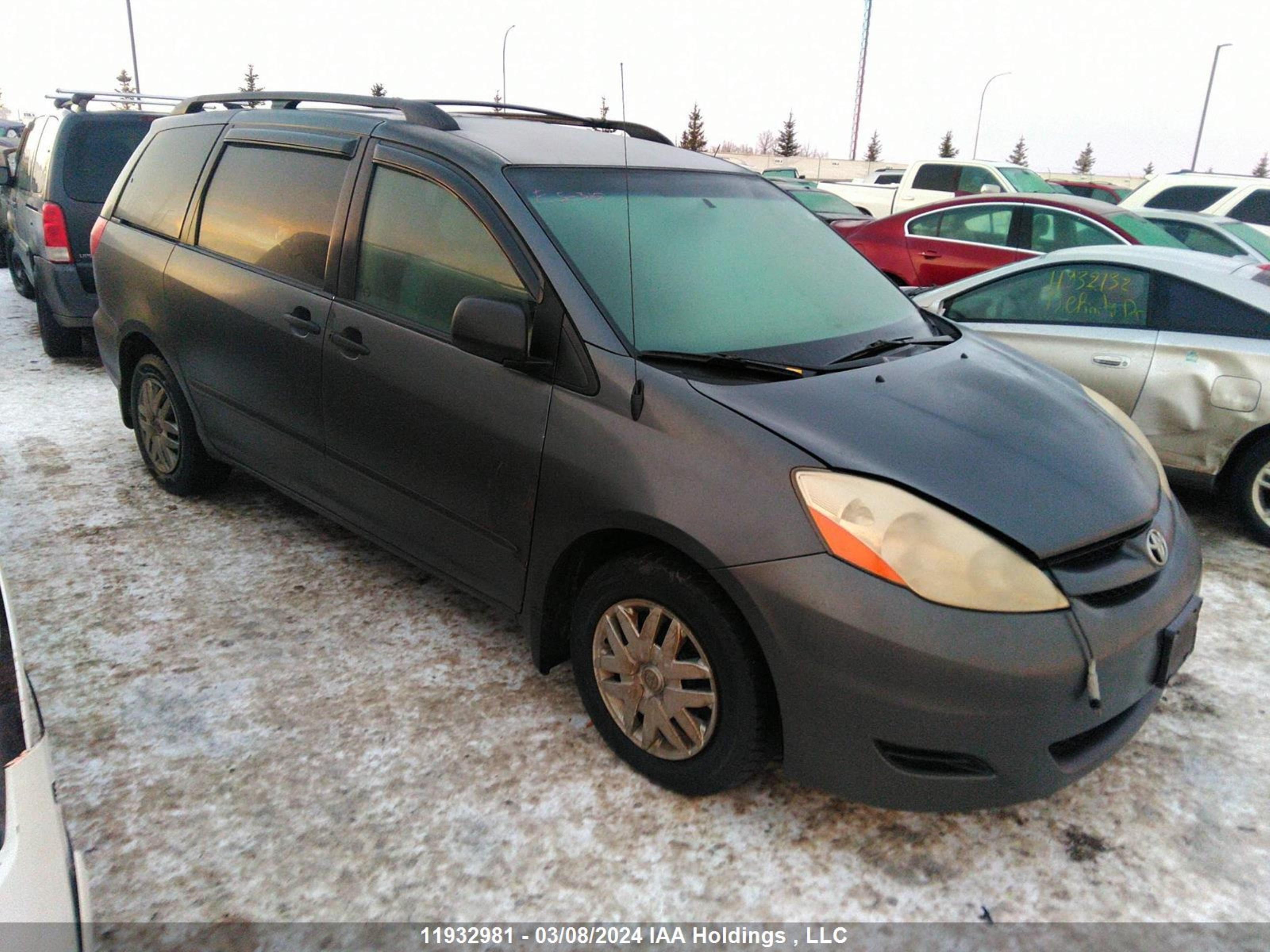 toyota sienna 2006 5tdza29c46s498867